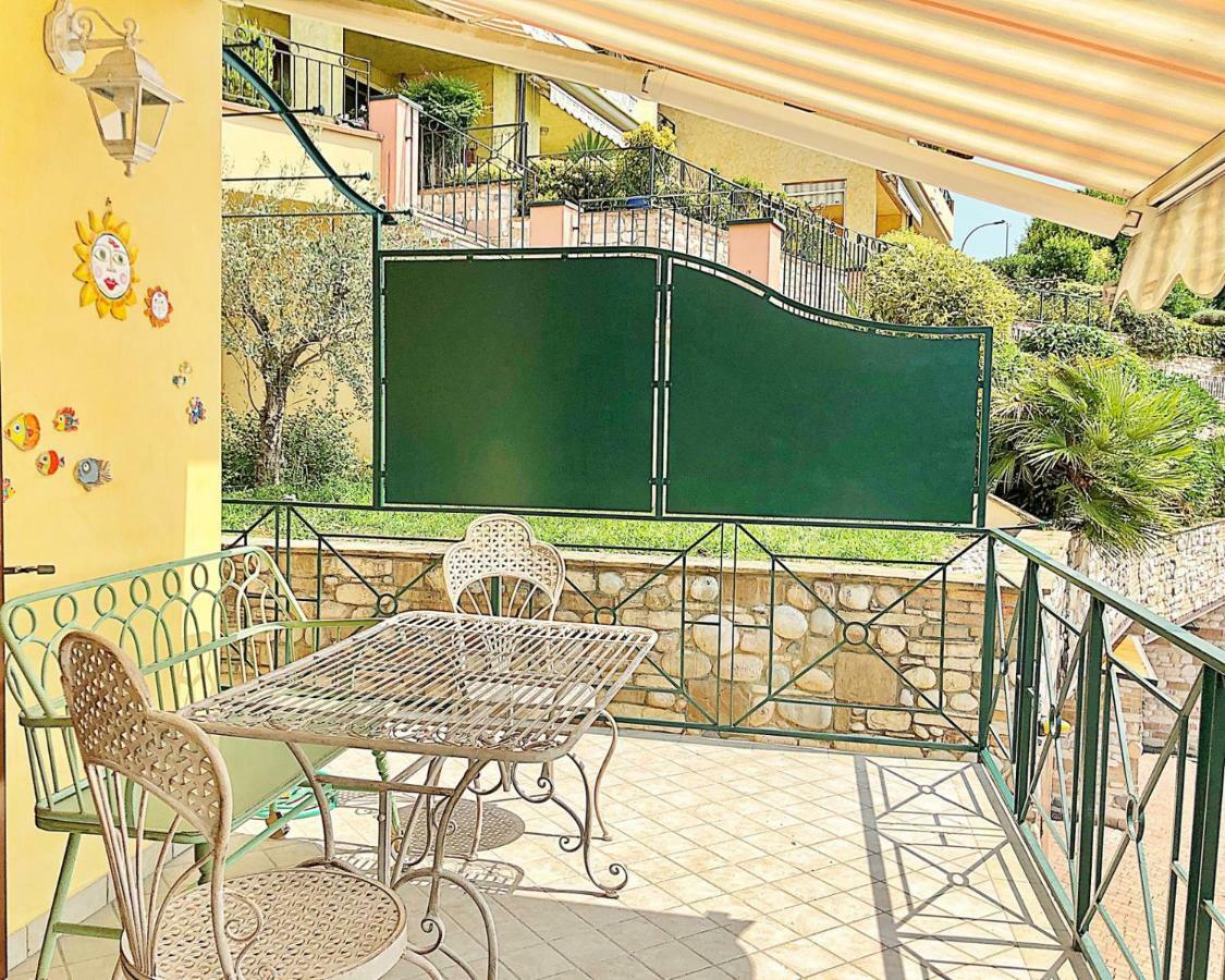 Alice'S Nest-Lake View House Padenghe sul Garda Buitenkant foto