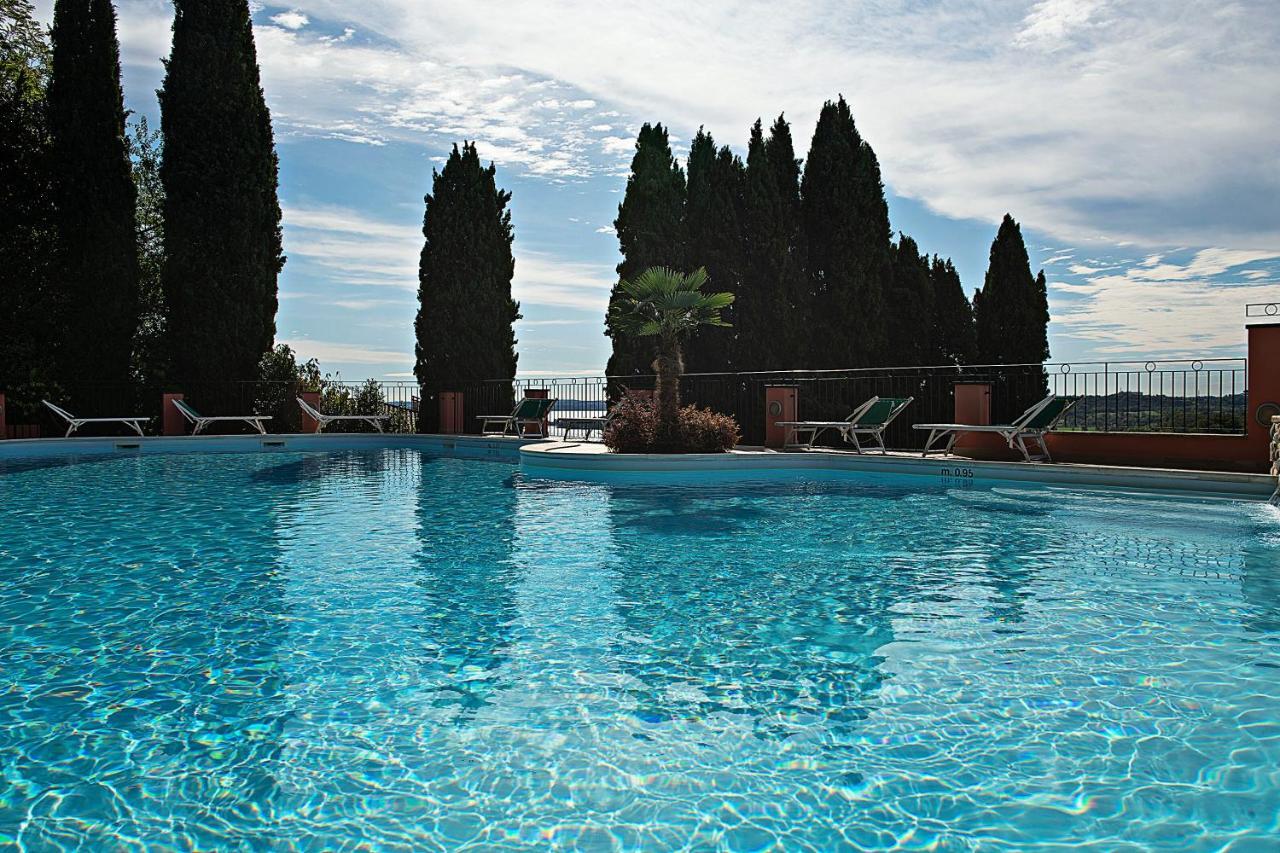 Alice'S Nest-Lake View House Padenghe sul Garda Buitenkant foto